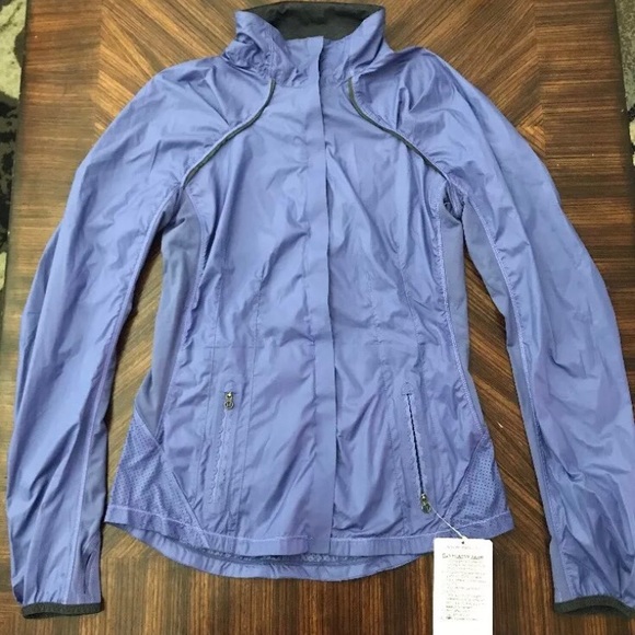 lululemon run essential jacket